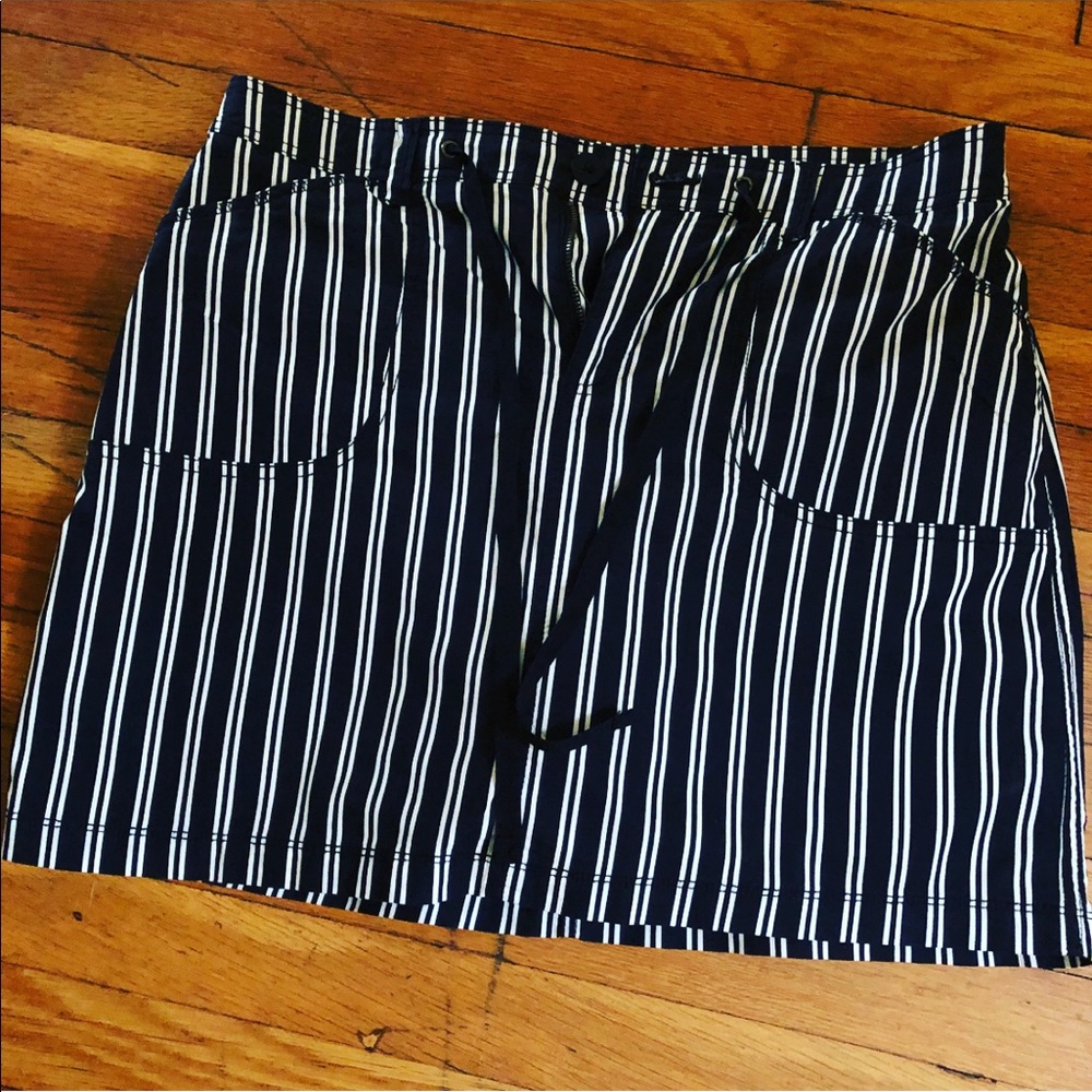 White Stag Black & White Skort